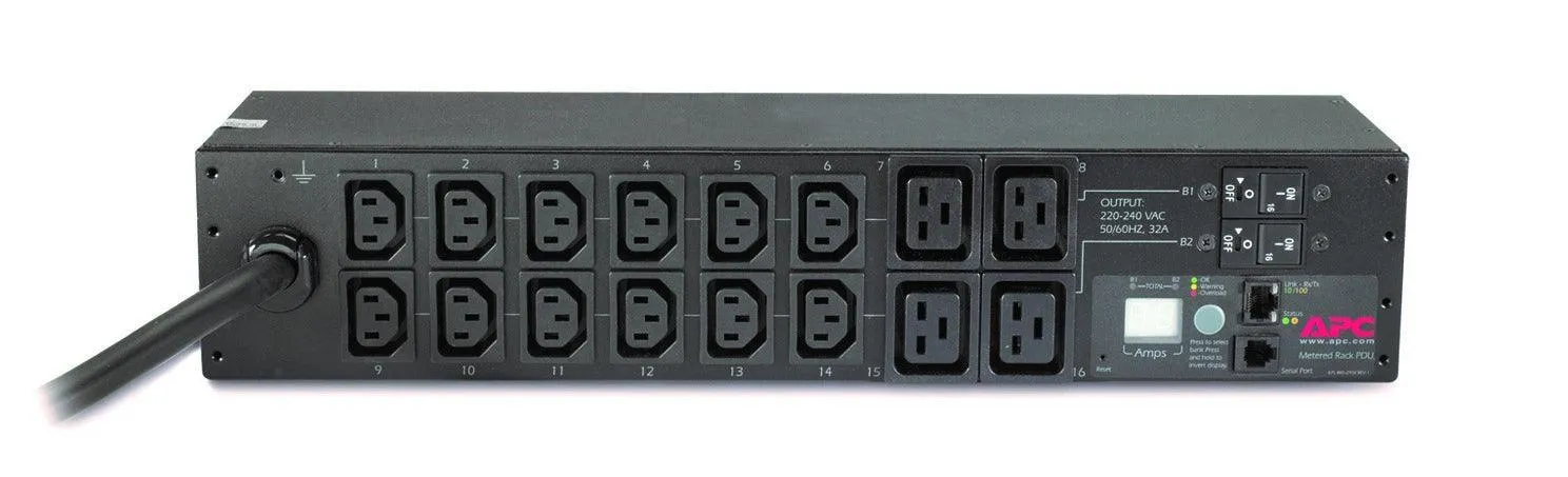 APC Rack PDU | Metered | 2U | 32A | 230V | (12) C13 & (4) C19 (AP7822B)