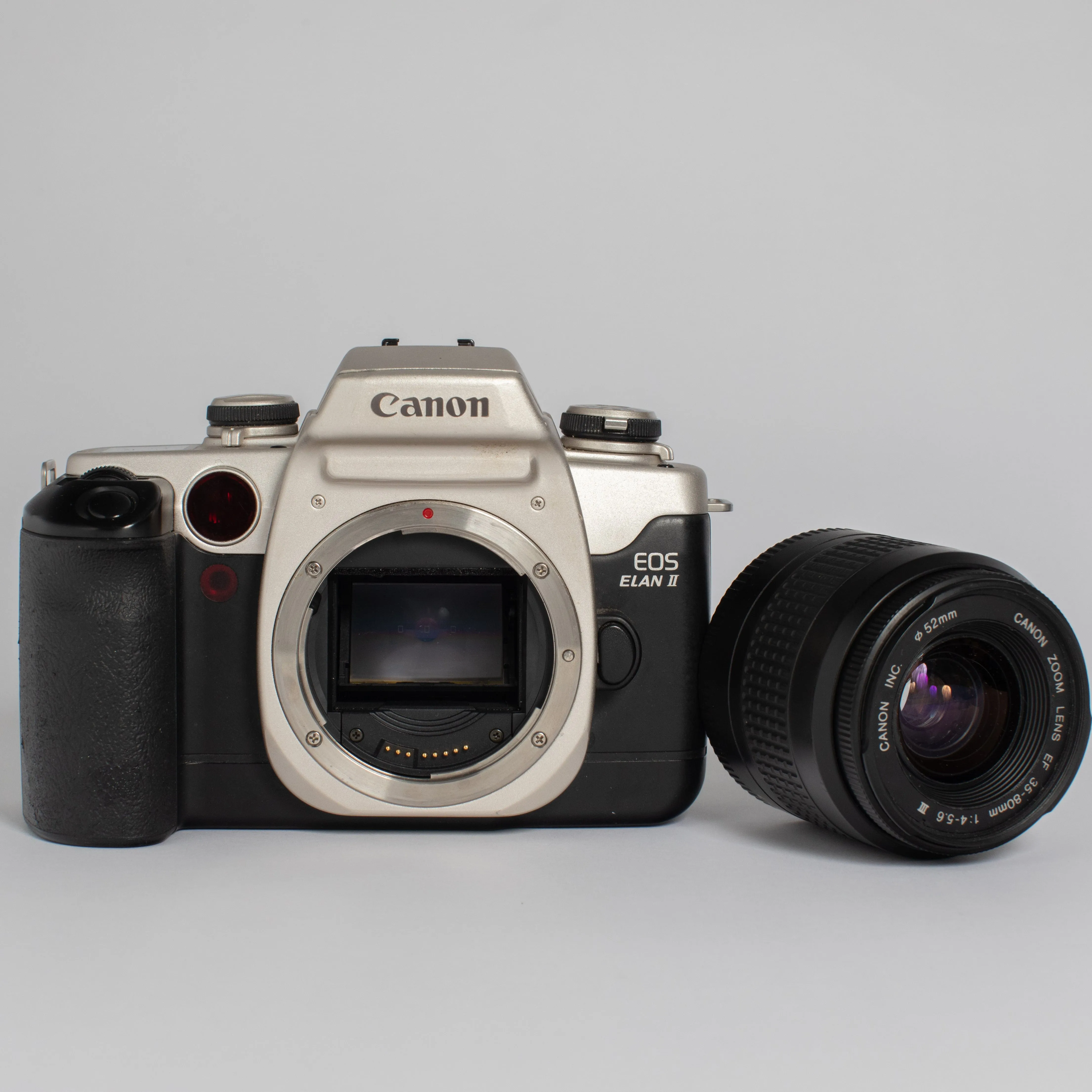 Canon EOS Elan II w/ Canon Zoom EF 35-80mm III 4-5.6