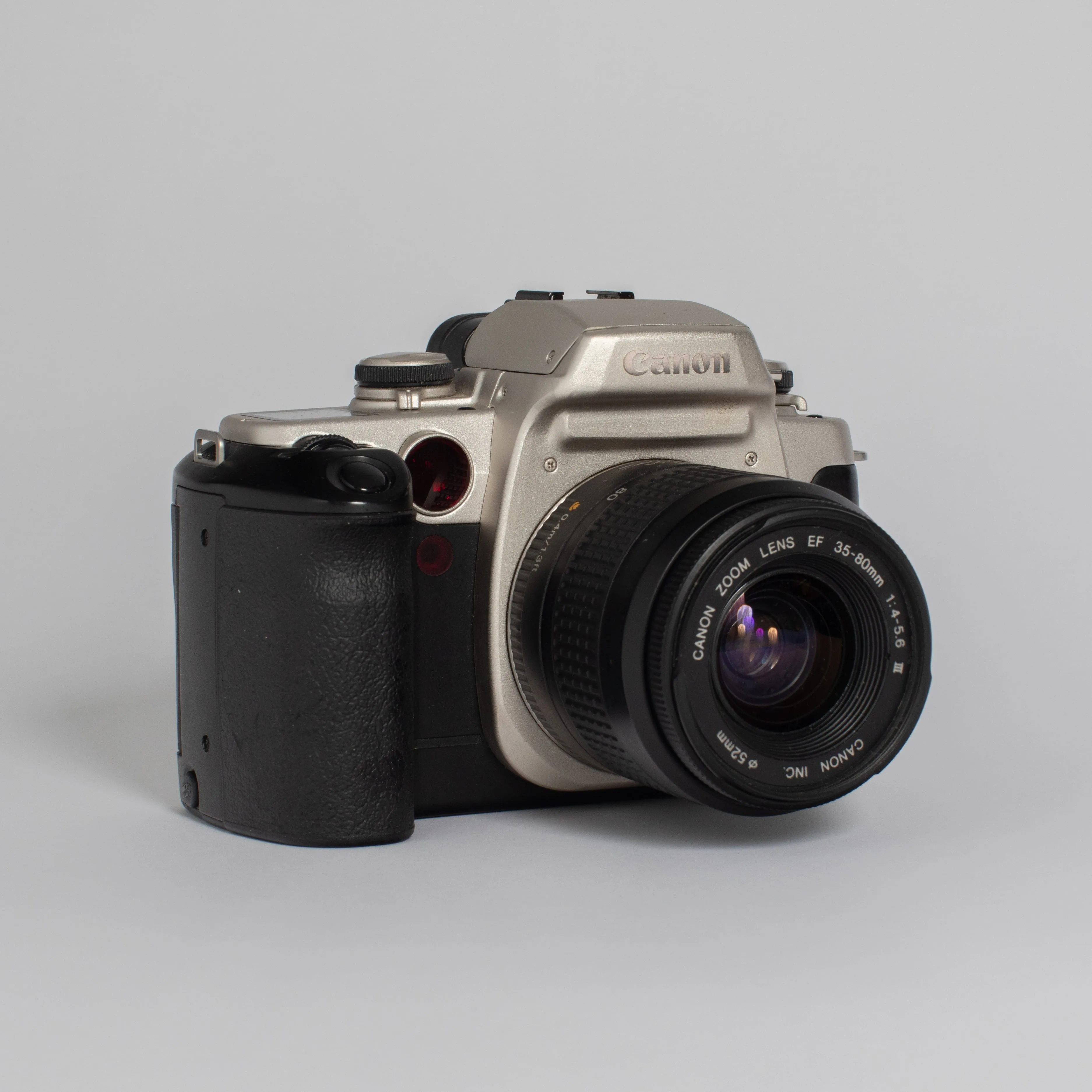 Canon EOS Elan II w/ Canon Zoom EF 35-80mm III 4-5.6