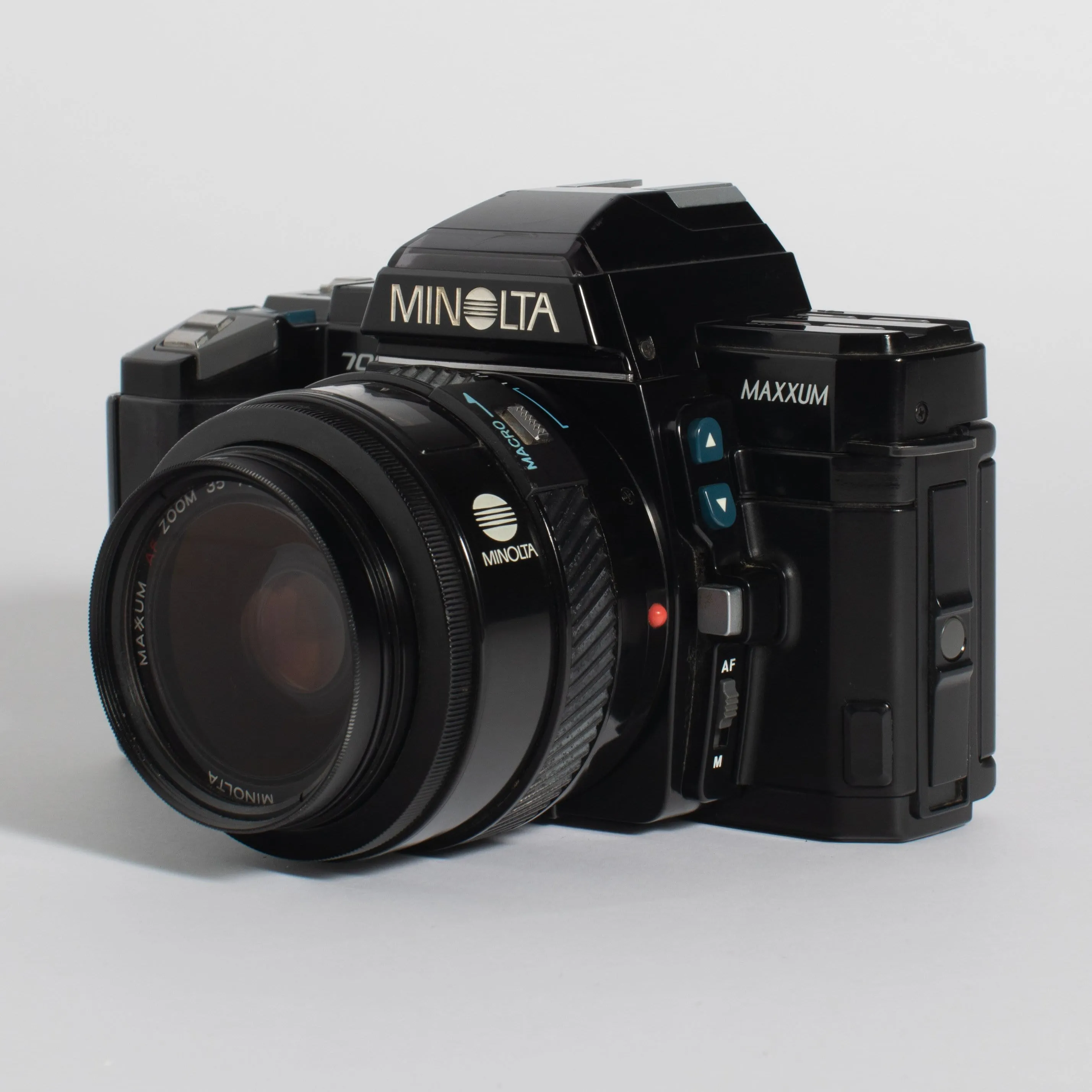 Minolta Maxxum 7000 with 35-70mm f/4 Lens