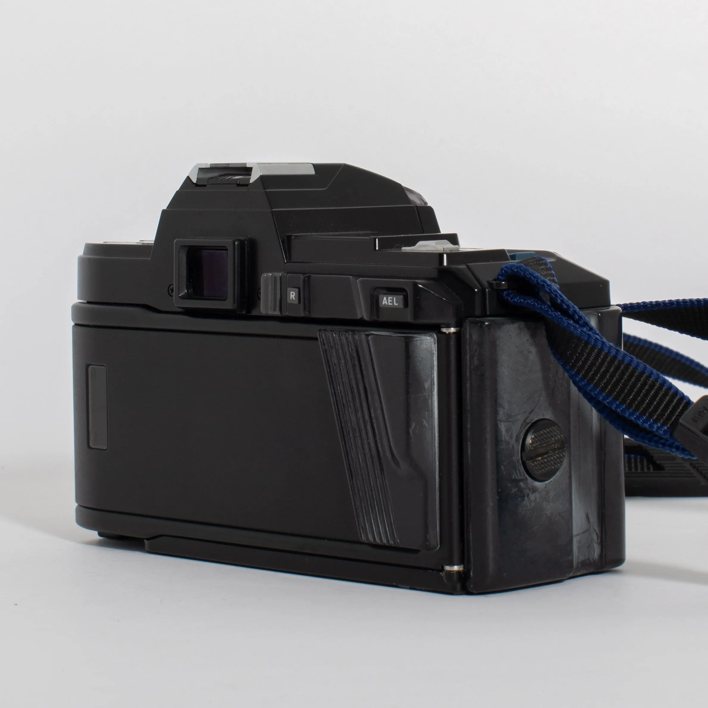 Minolta Maxxum 7000 with AF 50mm f/1.7 Lens