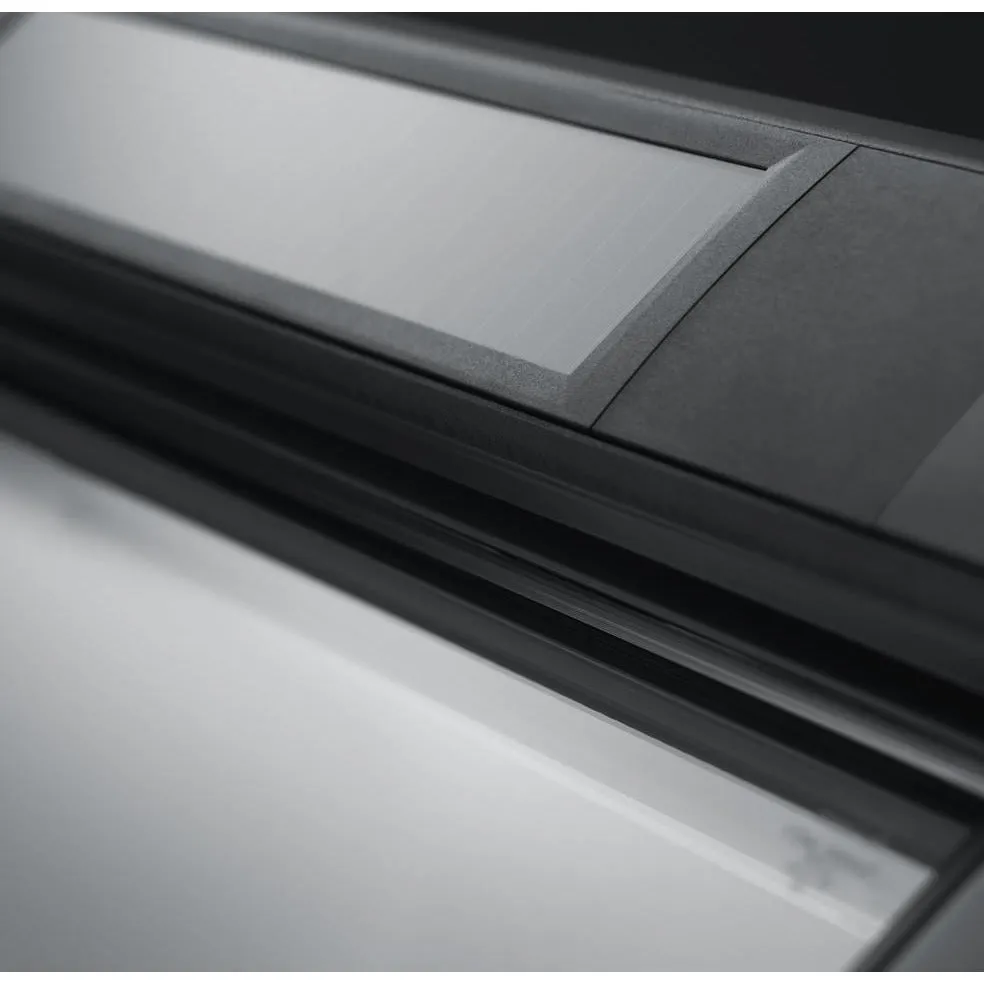 VELUX GGU CK02 006830 Triple Glazed Maintenance Free Polyurethane INTEGRA® SOLAR Window (55 x 78 cm)