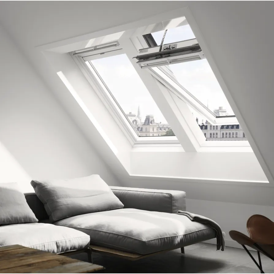 VELUX GGU CK02 006830 Triple Glazed Maintenance Free Polyurethane INTEGRA® SOLAR Window (55 x 78 cm)